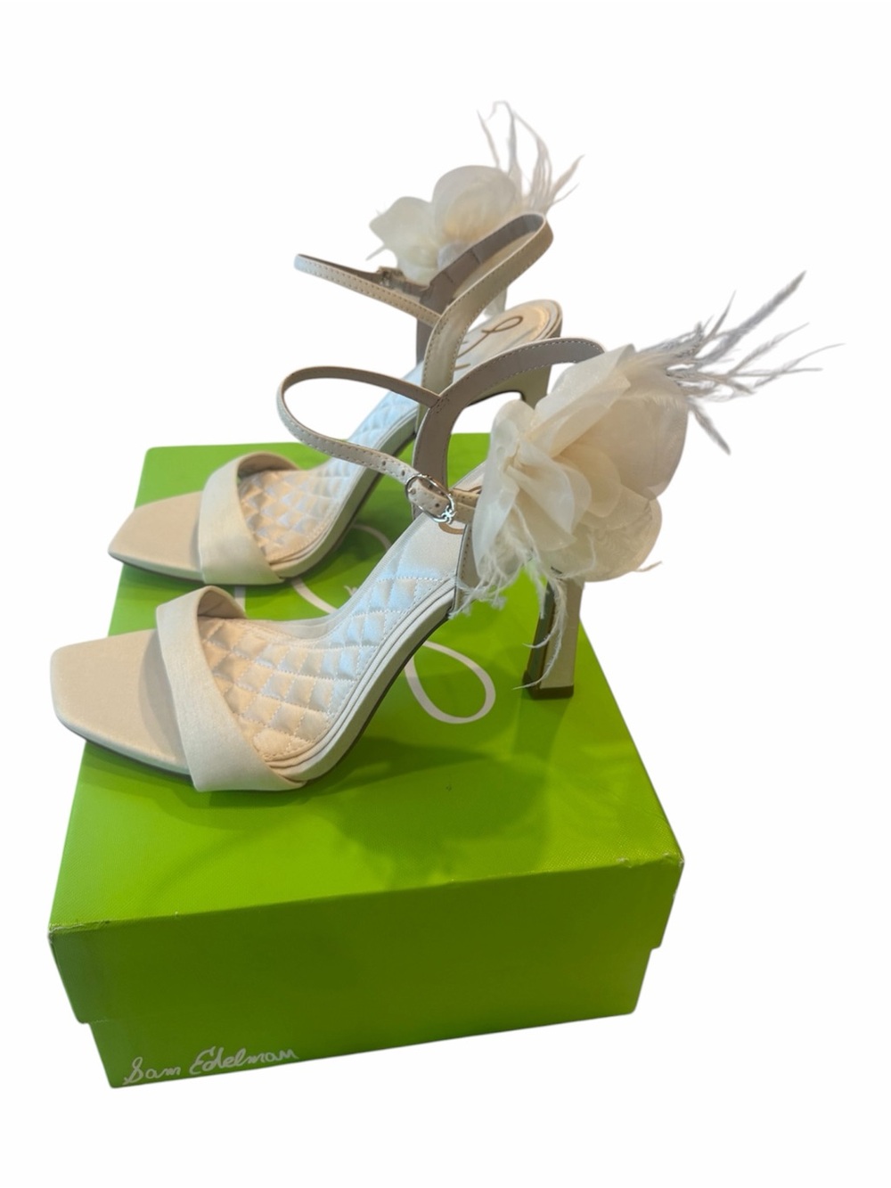Sam Edelman Leana Pearl Ivory Silk Feather Flower Heeled Sandals Shoes Size 7 - Picture 4 of 8
